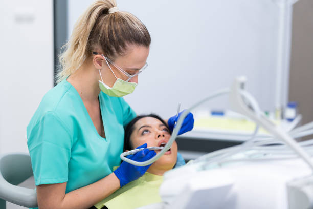 Best Emergency Gum Treatment in Lewisburg, KY